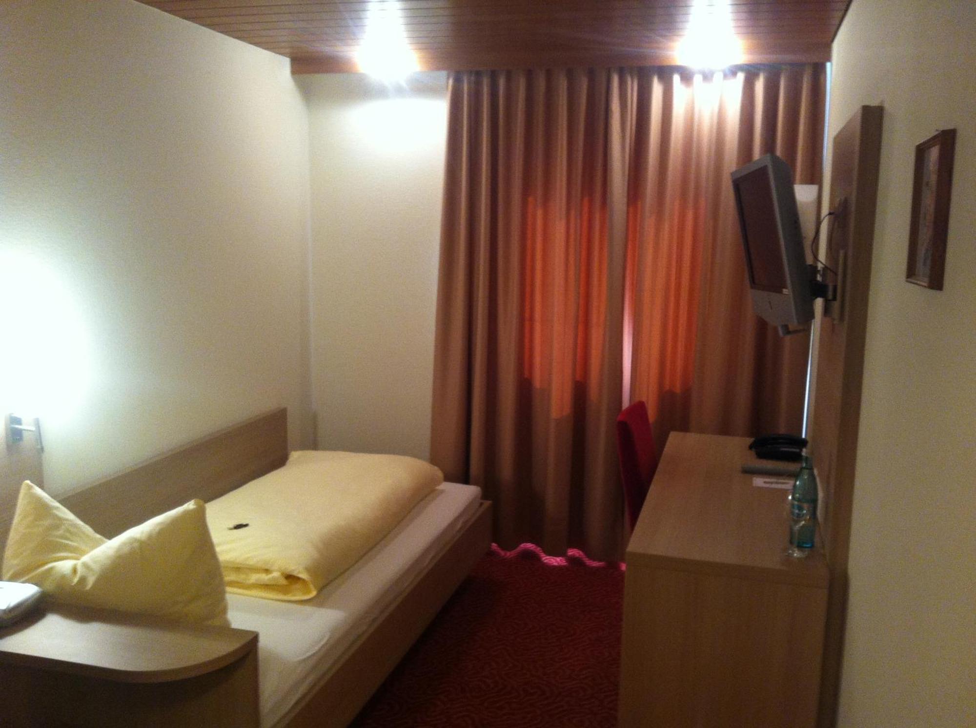 Tauberhotel Kette Wertheim Εξωτερικό φωτογραφία