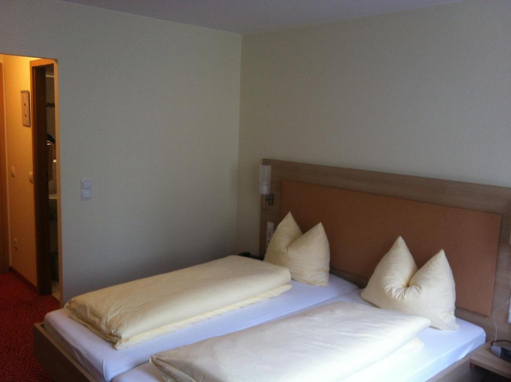Tauberhotel Kette Wertheim Δωμάτιο φωτογραφία