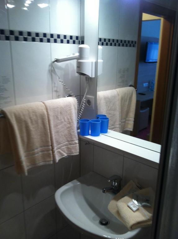 Tauberhotel Kette Wertheim Δωμάτιο φωτογραφία